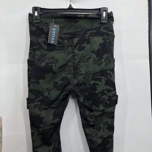 🆕Camouflage Cargo Jogger Leggings Pant w/Pockets comes with Sport Top - Picture 4 of 10